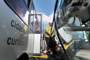 Passagem de ônibus em Curitiba sobe para R$ 6 a partir de hoje