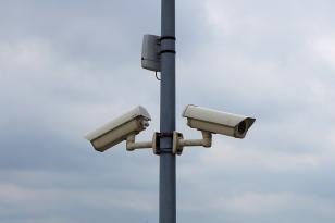Sistema de câmeras de segurança coíbe criminalidade em Matinhos