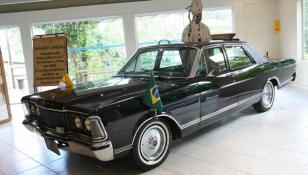 Carro usado pelo Papa João Paulo ll está em exposição