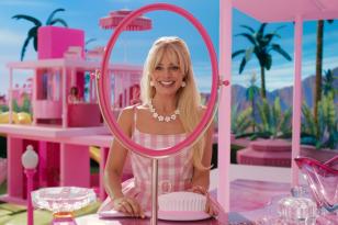 Margot Robbie em "Barbie" (2023). Foto: Divulgação Warner Bros