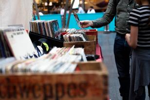 Curitiba recebe 1ª Feira do Vinil, Colecionáveis e Antiguidades