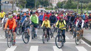 Fim de semana tem Pedala Metropolitano e piscina de graça em Curitiba