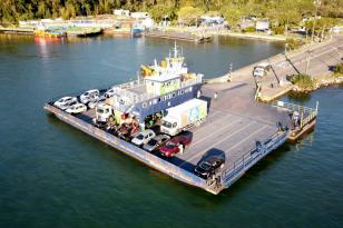 Ferry boat de Guaratuba volta a cobrar tarifa em 3 de janeiro