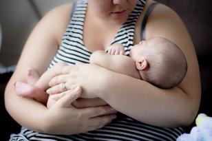 Recém-nascidos precisam da doação de leite materno