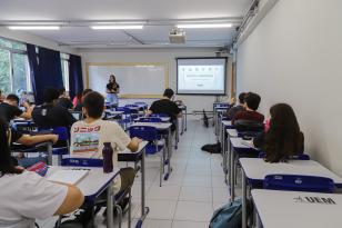 UEM anuncia PSS para contratação de professores temporários 