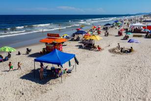 Balneabilidade nas praias paranaenses chega a 85%