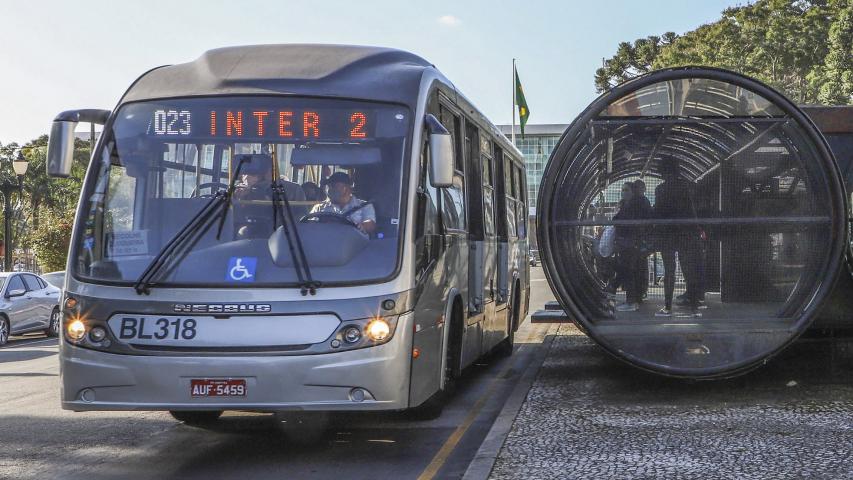 Obras no Tarumã alteram linhas de ônibus na região